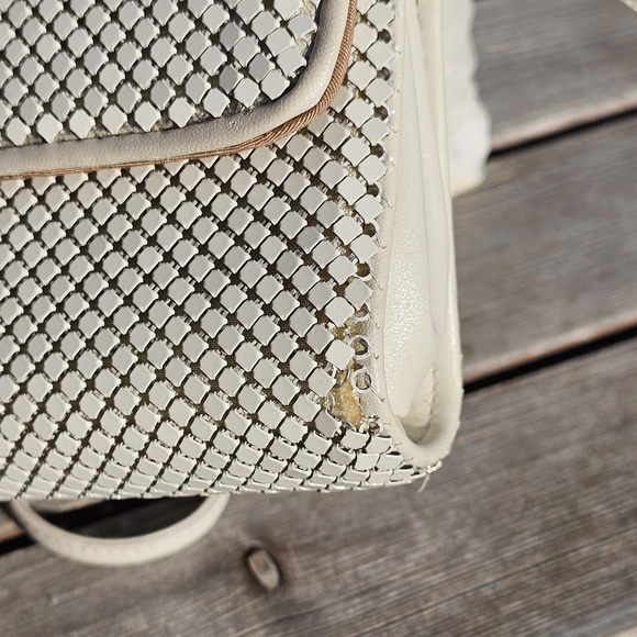 Vtg. Whiting & Davis cream mesh purse - Picture 6 of 8